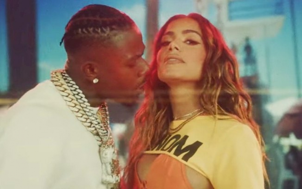 Anitta lança o clipe do remix de "Girl From Rio" com o rapper DaBaby Anitta lança o clipe do remix de "Girl From Rio" com o rapper DaBaby