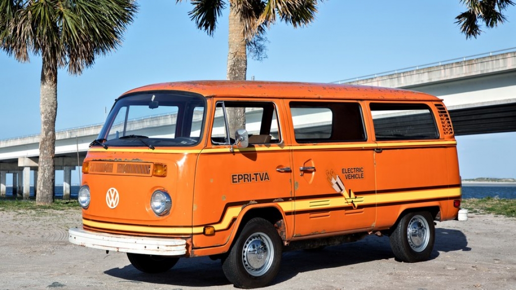 Primeira Kombi elétrica de 1978 será restaurada pela Volkswagen