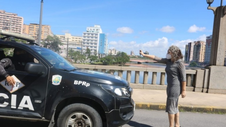 Vereadora do PT agredida no Recife diz que policiais foram "covardes"