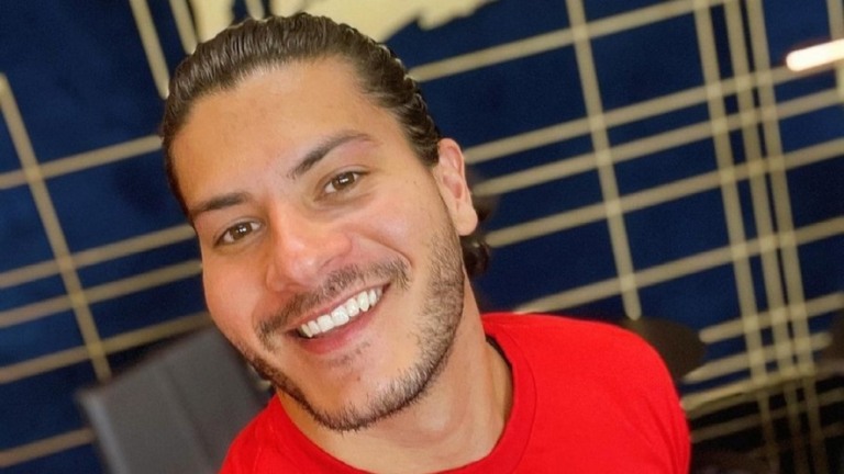 Arthur Aguiar sofre lesão e sai do 'Super Dança dos Famosos'