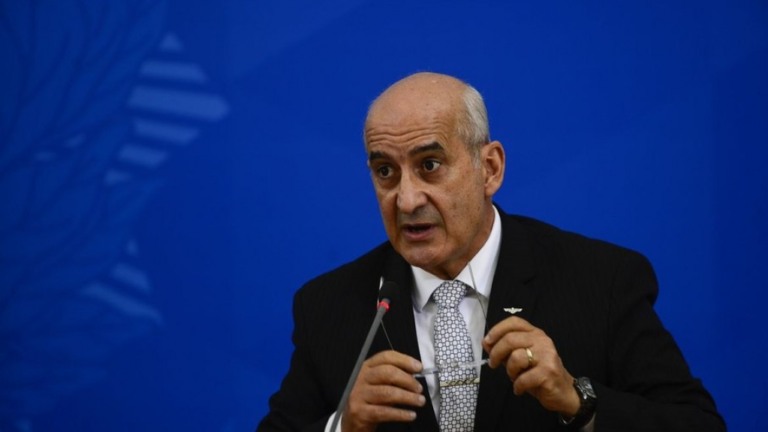 Copa América no Brasil ainda não está confirmada, diz ministro Eduardo Ramos