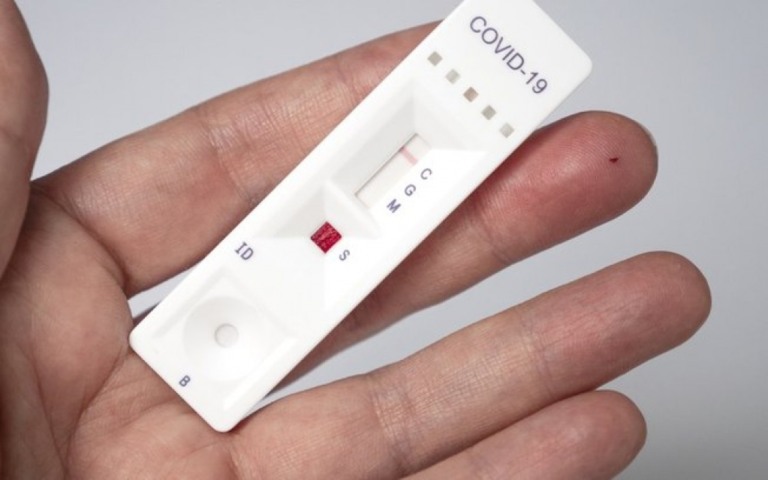 Teste rápido após vacina da covid: 4 razões para fugir dele, segundo cientistas