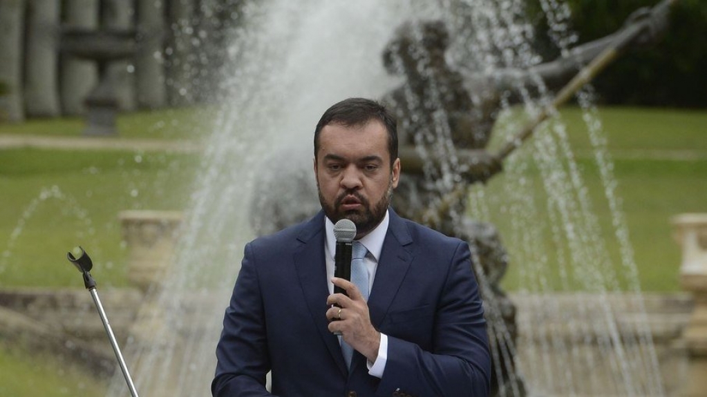 Cláudio Castro confirma concurso para PolÃcia Civil-RJ com 400 vagas; confira Cláudio Castro confirma concurso para PolÃcia Civil-RJ com 400 vagas; confira