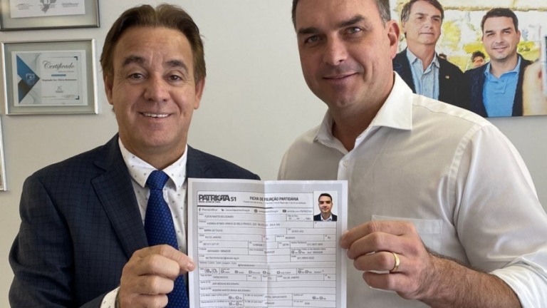Patriota, provável sigla de Bolsonaro, tem histórico de contas reprovadas no TSE