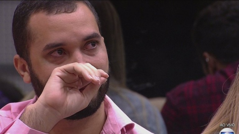 Gilberto corta amizade com Viih Tube e Karol Conká
