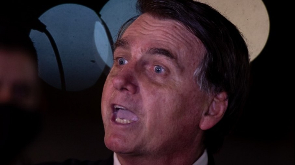 Bolsonaro estuda cumprir promessa da eleição e ajustar faixa de isenção do IR