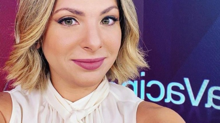Jornalistas apoiam Daniela Lima após ataque de Bolsonaro; veja