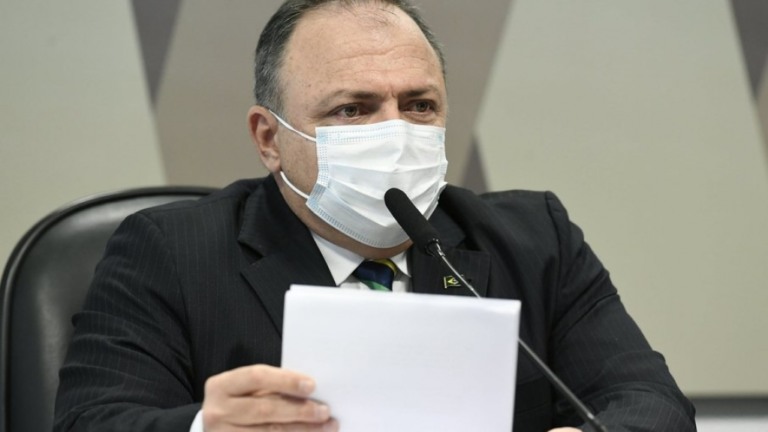 Deputados do PSOL pedem para Justiça anular nomeação de Pazuello a novo cargo