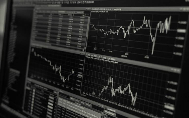 Investimentos recuam mais de 4% em março, diz Ipea