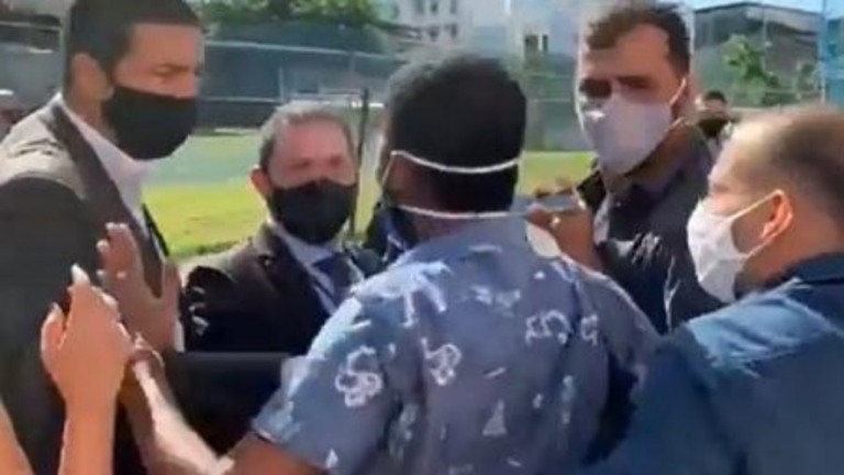 Repórter sofre truculência de seguranças ao tentar questionar governador do Rio
