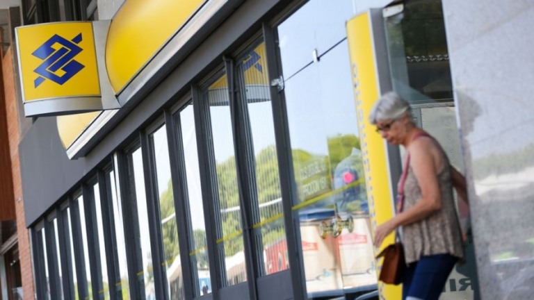 Bancos não abrem nesta quinta-feira, feriado de Corpus Christi; veja programação