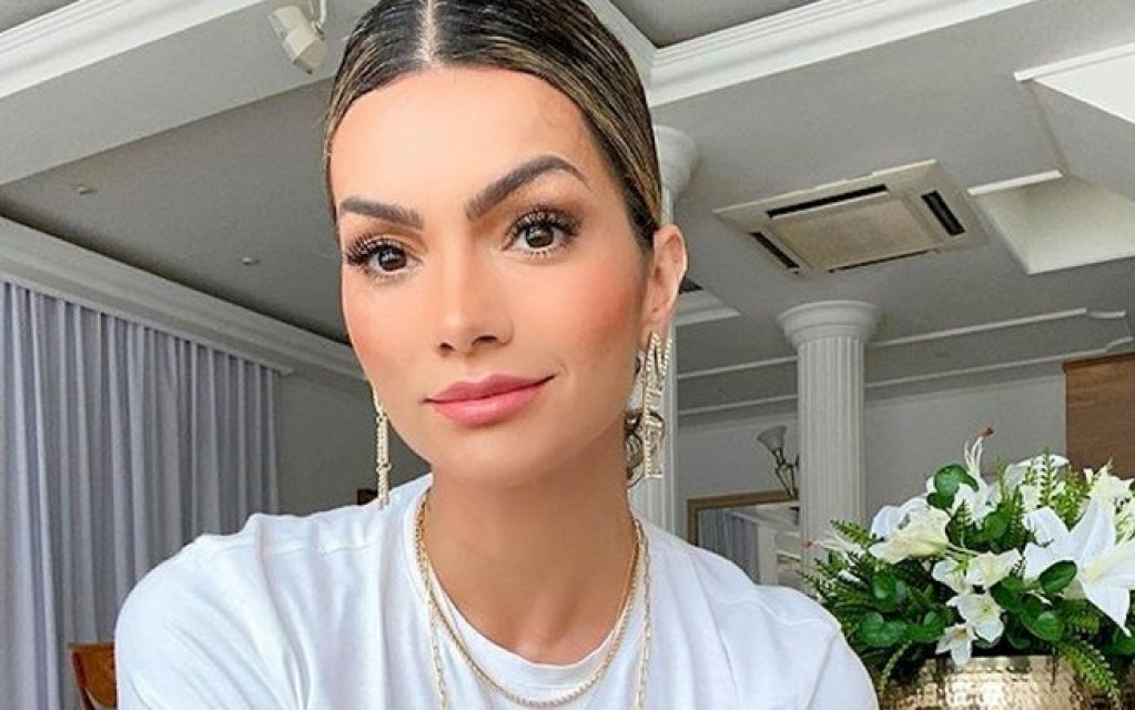 Kelly Key revela luta contra a psoríase: "As lesões tomaram 50% da minha pele"