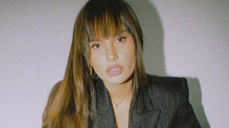 Thaís Braz conta que está perto de ganhar um milhão de reais