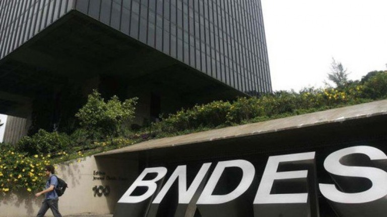 BNDES muda diretoria e visa agilidade em privatizações