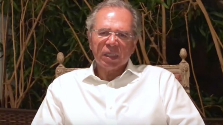 Mesmo pressionado, Ministério da Economia está relutante em alterar teto do IR