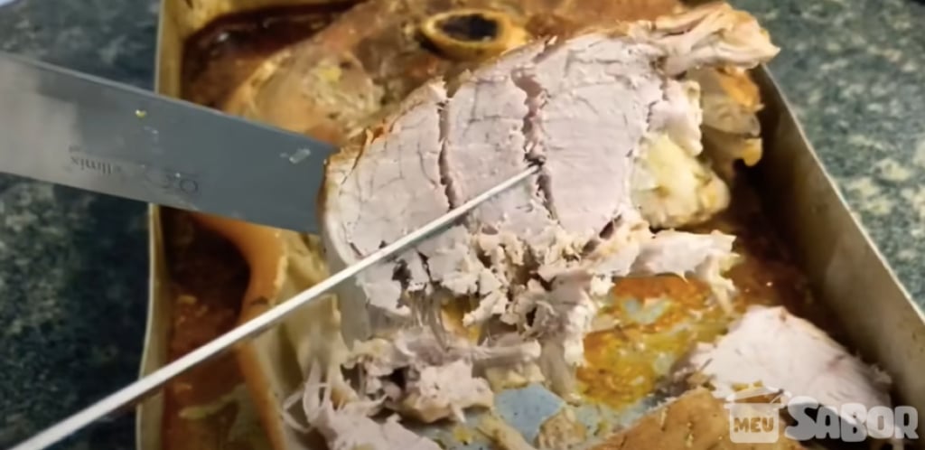 Pernil suíno grelhado