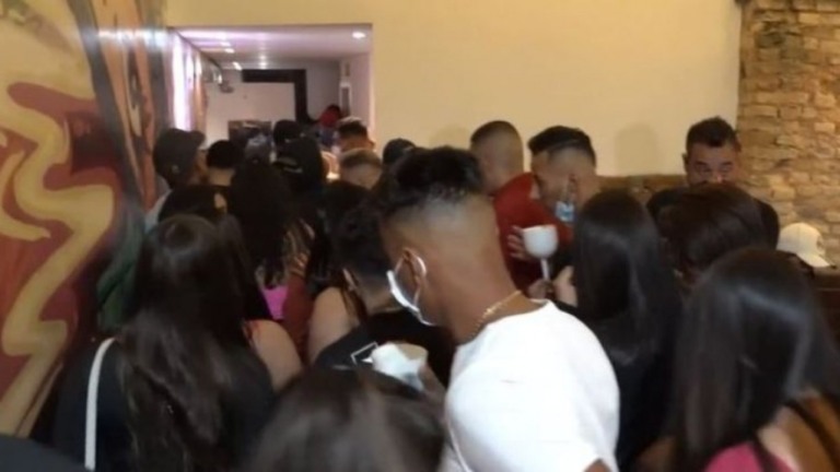 Guardas encerram festa clandestina com 235 pessoas na Mooca, em São Paulo