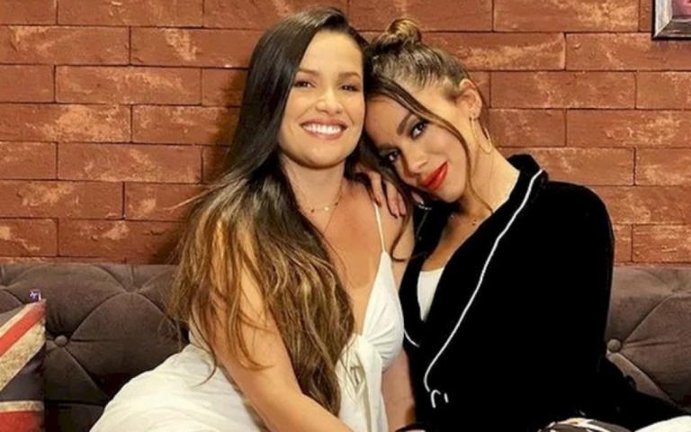 Anitta se encanta por Juliette e diz que ela "já virou da família"