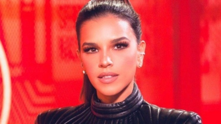 Mariana Rios relata sobrecarga no início da carreira na Globo