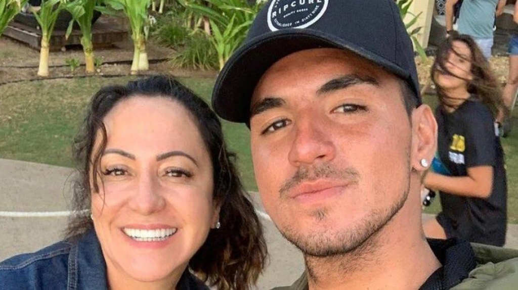 Mãe de Gabriel Medina acusa nora de destruir casa, diz colunista