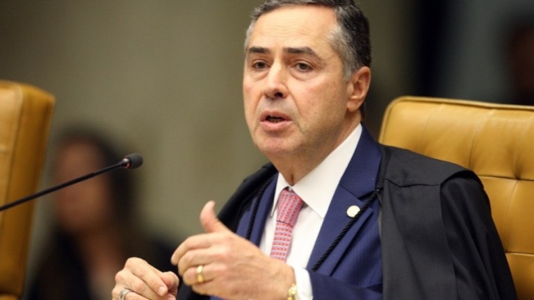 Voto impresso pode ter custo de R$ 2 bilhões, diz Barroso