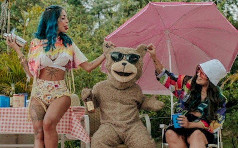 Tati Zaqui lança "Funk de Pelúcia". Assista ao teaser