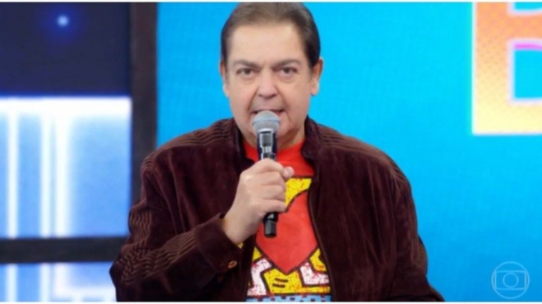 Faustão segue internado com infecção urinária: "Estou aqui na reta final"