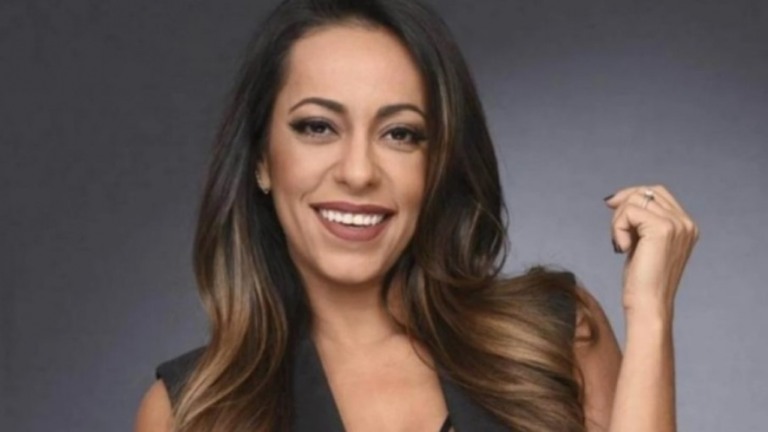 Samantha Schmütz recupera Instagram: 'Não vamos calar'