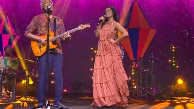 Juliette emociona o público em live show de Gilberto Gil