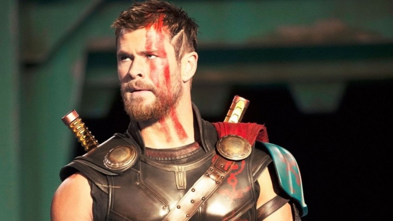 Chris Hemsworth irá receber honraria de Rainha Elizabeth
