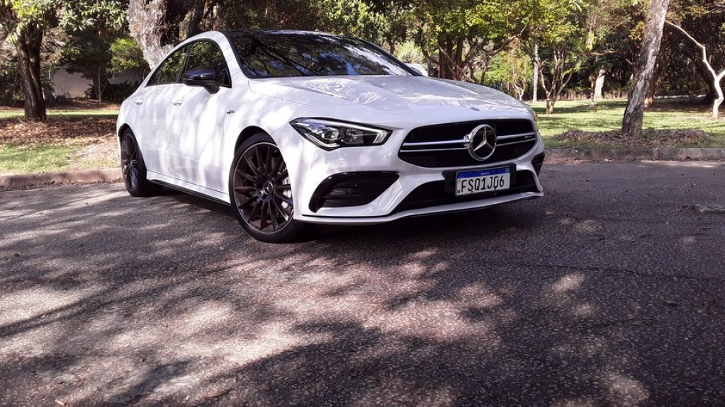 Mercedes-Benz CLA 35 AMG: pimenta na medida certa