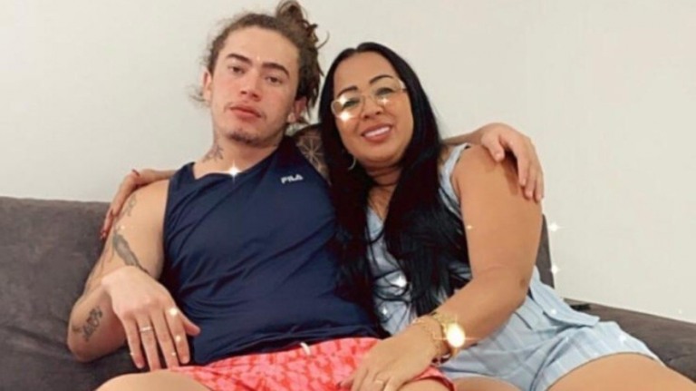 Mãe de Whindersson Nunes desabafa sobre saúde mental do humorista: 'Muita raiva'