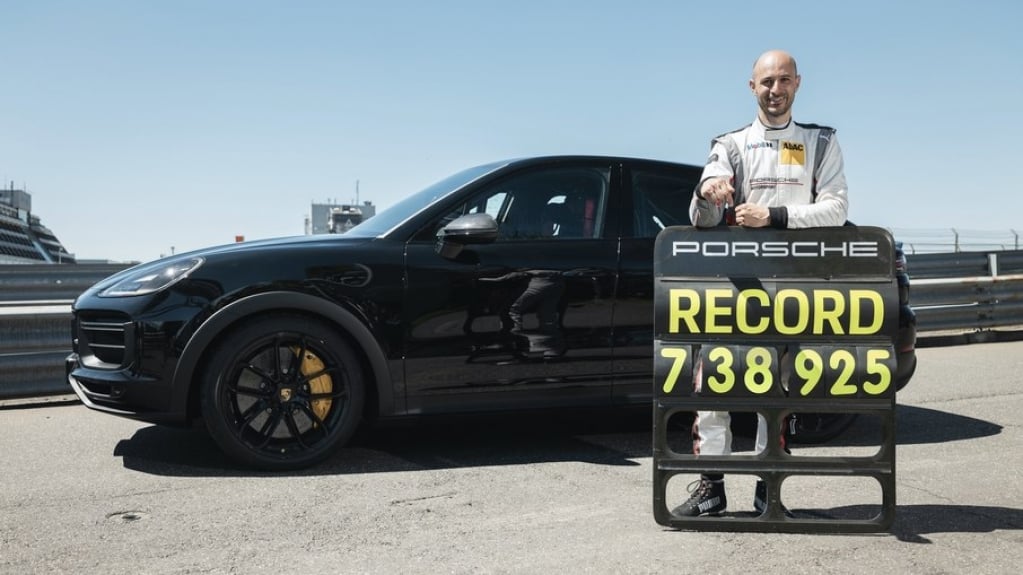 Porsche Cayenne bate recorde e se torna o SUV mais rápido em Nürburgring