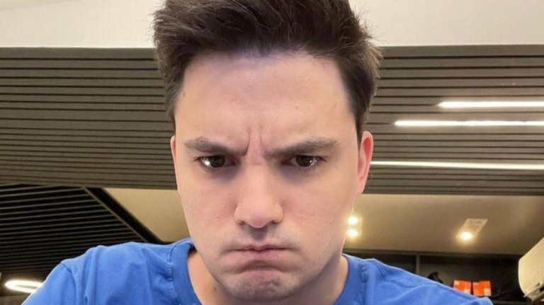 Felipe Neto revela doença genética: 'Não bastava depressão'