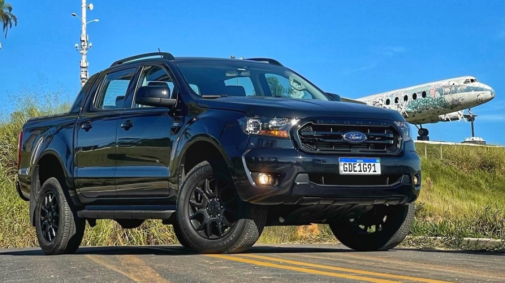 Assista ao vídeo com detalhes da Ford Ranger Black da linha 2021