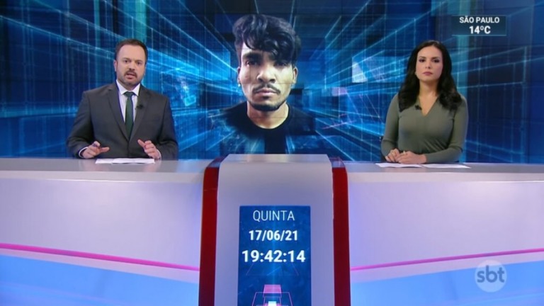 Âncora de jornal do SBT erra e diz que policiais trocaram tiros com Lázaro Ramos