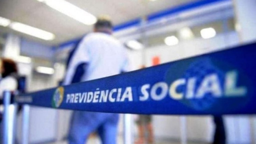 Caixa vai tirar dúvidas sobre prova do vida do INSS pelo 0800; veja como fazer