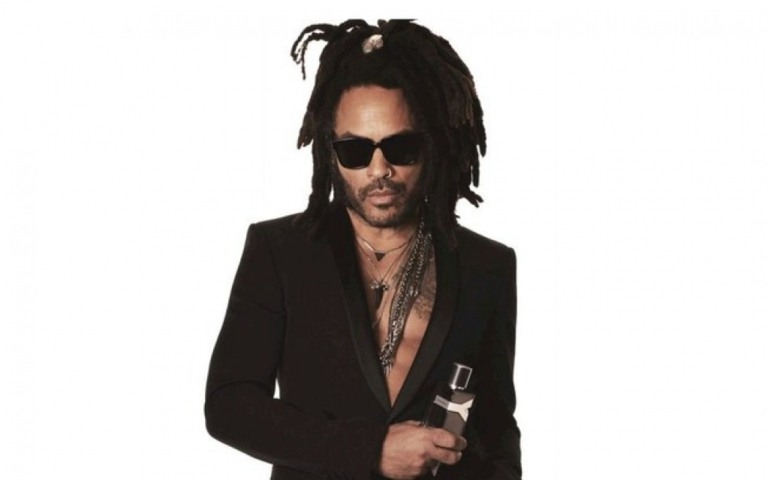 Lenny Kravitz é estrela de campanha da Yves Saint Laurent