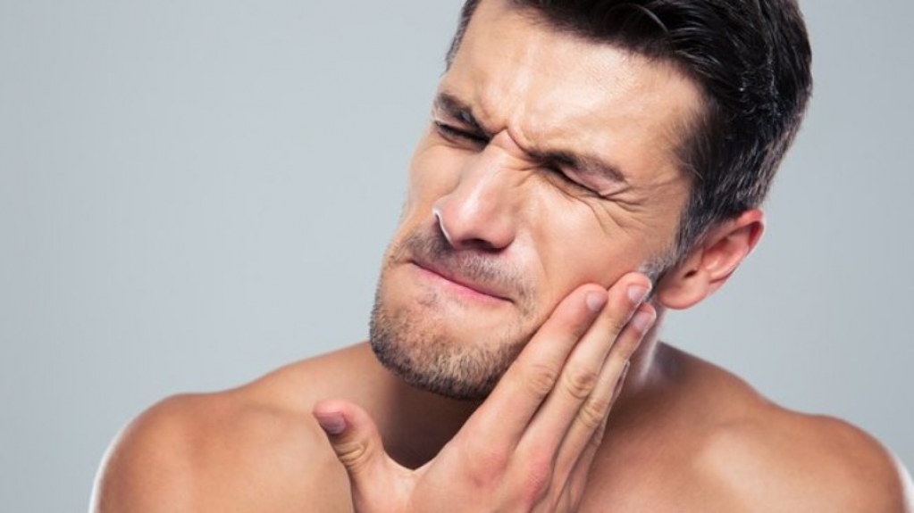 Socorro! Engoli meu dente provisório ou restauração dental