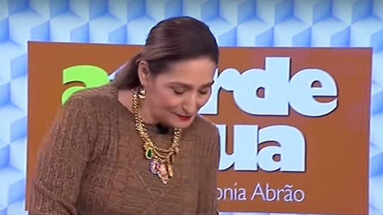 Sonia Abrão lamenta fim de dupla sertaneja