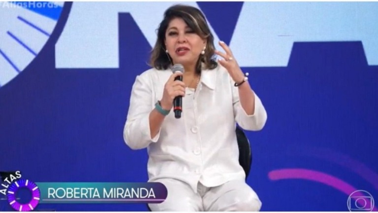 Roberta Miranda se emociona e chora no 'Altas Horas': 'Muito angustiante'