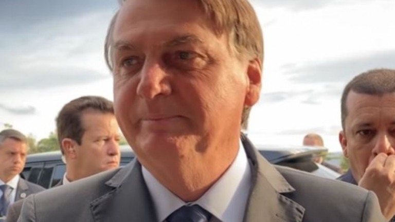Bolsonaro sobre fraude em urnas: "não tenho que apresentar provas para ninguém"