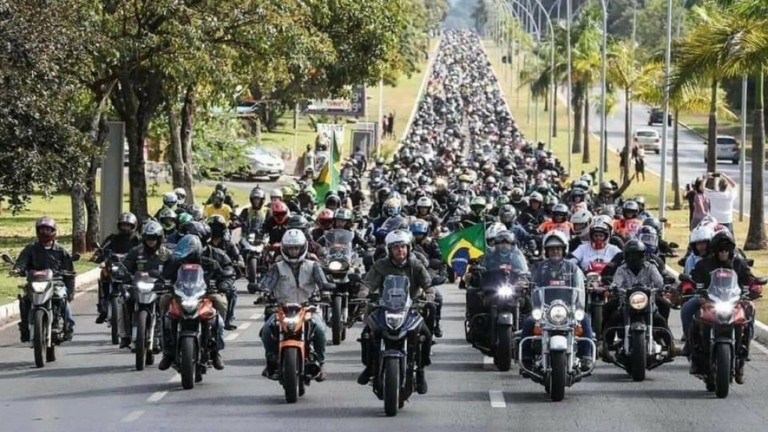 Motociatas: Bolsonaro confirma participação em Porto Alegre e Florianópolis