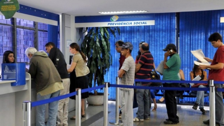 INSS estuda implementar avaliação do BPC via internet