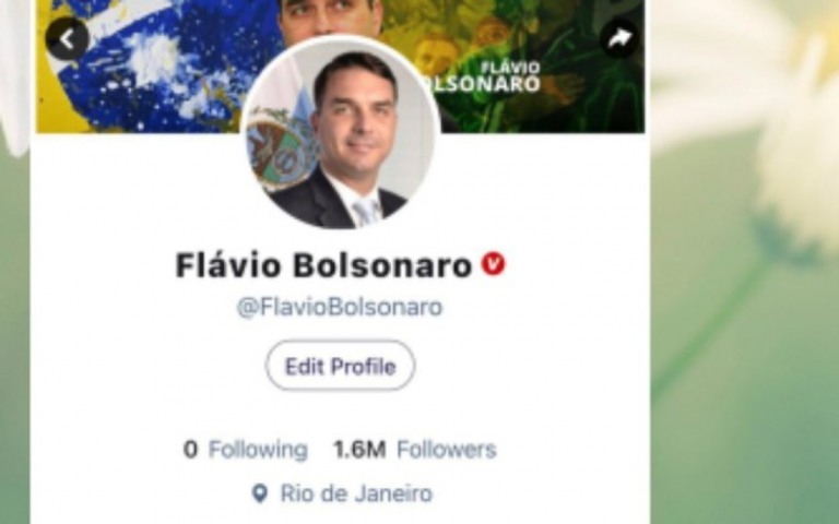 Bolsonaro já é verificado e tem quase 100 mil seguidores na rede social de Trump