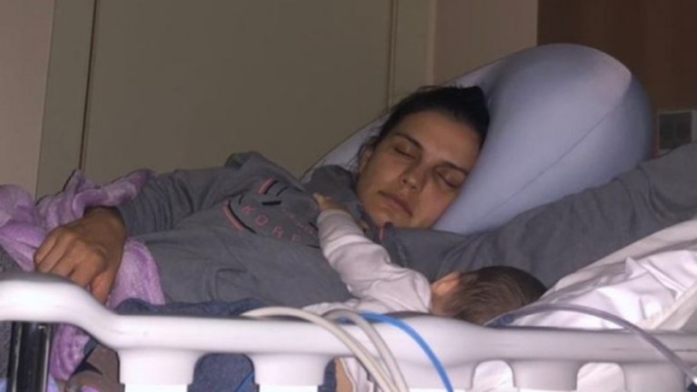 Filho de Kyra e Malvino passa aniversário em CTI e mãe desabafa: 'Dias difíceis'