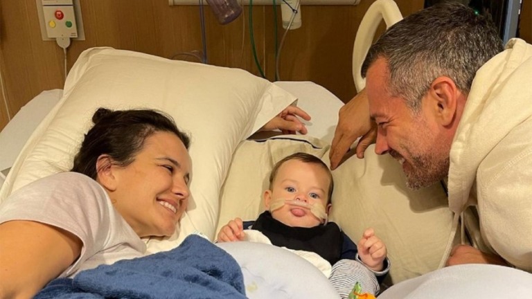 "Nosso campeão está melhorando", diz Malvino Salvador sobre filho internado