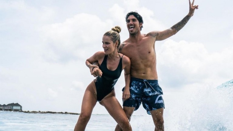 Yasmin Brunet e Gabriel Medina dão um show de falta de noção