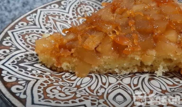 Aprenda a fazer Torta de Maçã Caramelizada