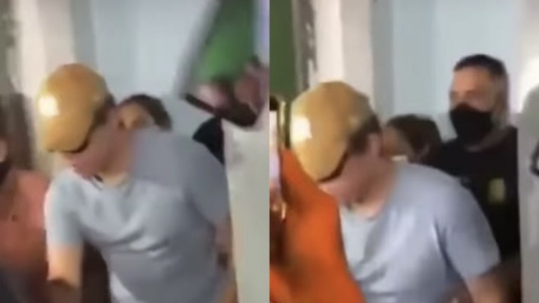 Preso após agredir ex-mulher, DJ Ivis é hostilizado: 'Covarde'; veja vídeo